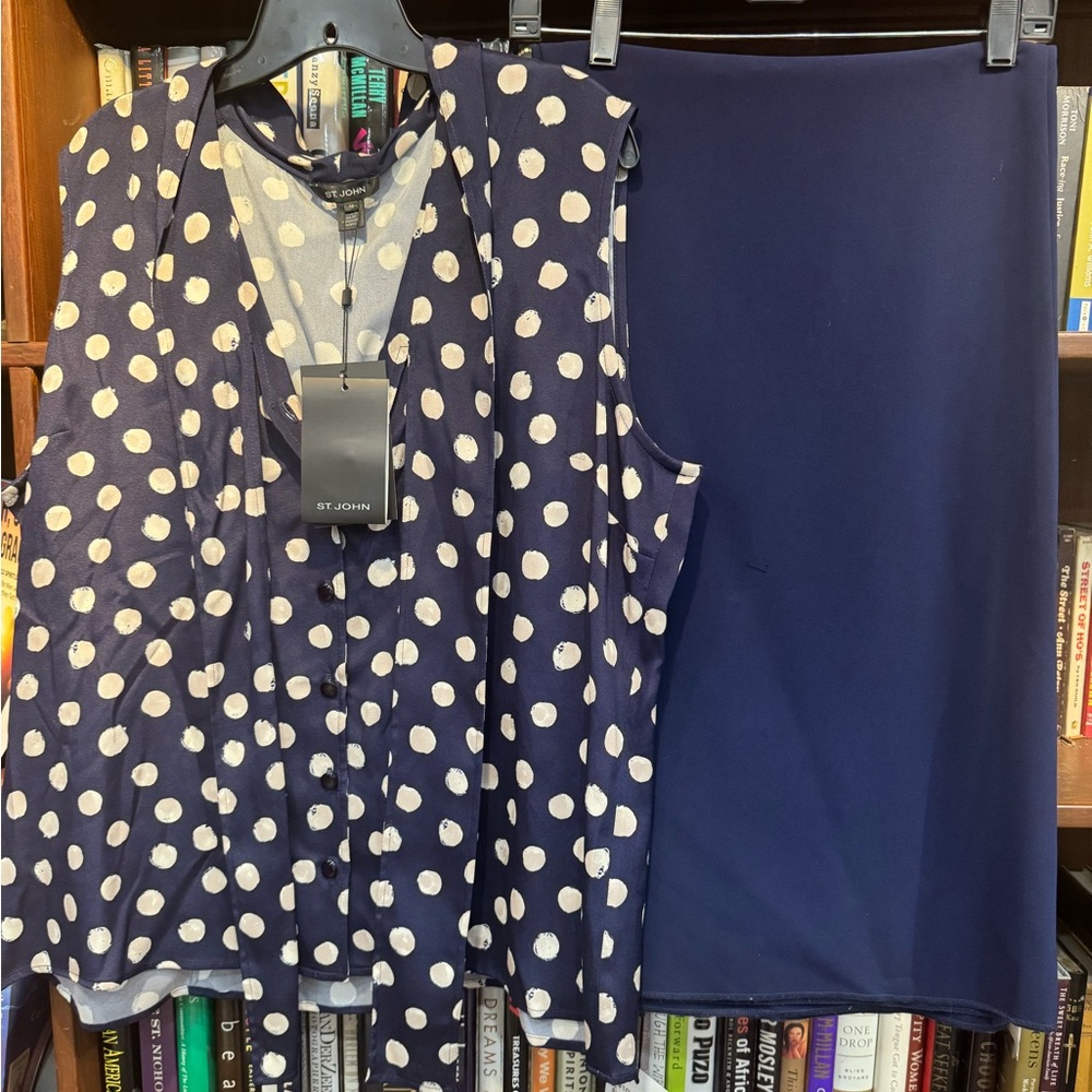 NWT St. John Navy Polka Dot shirt and Pant Set 16 18